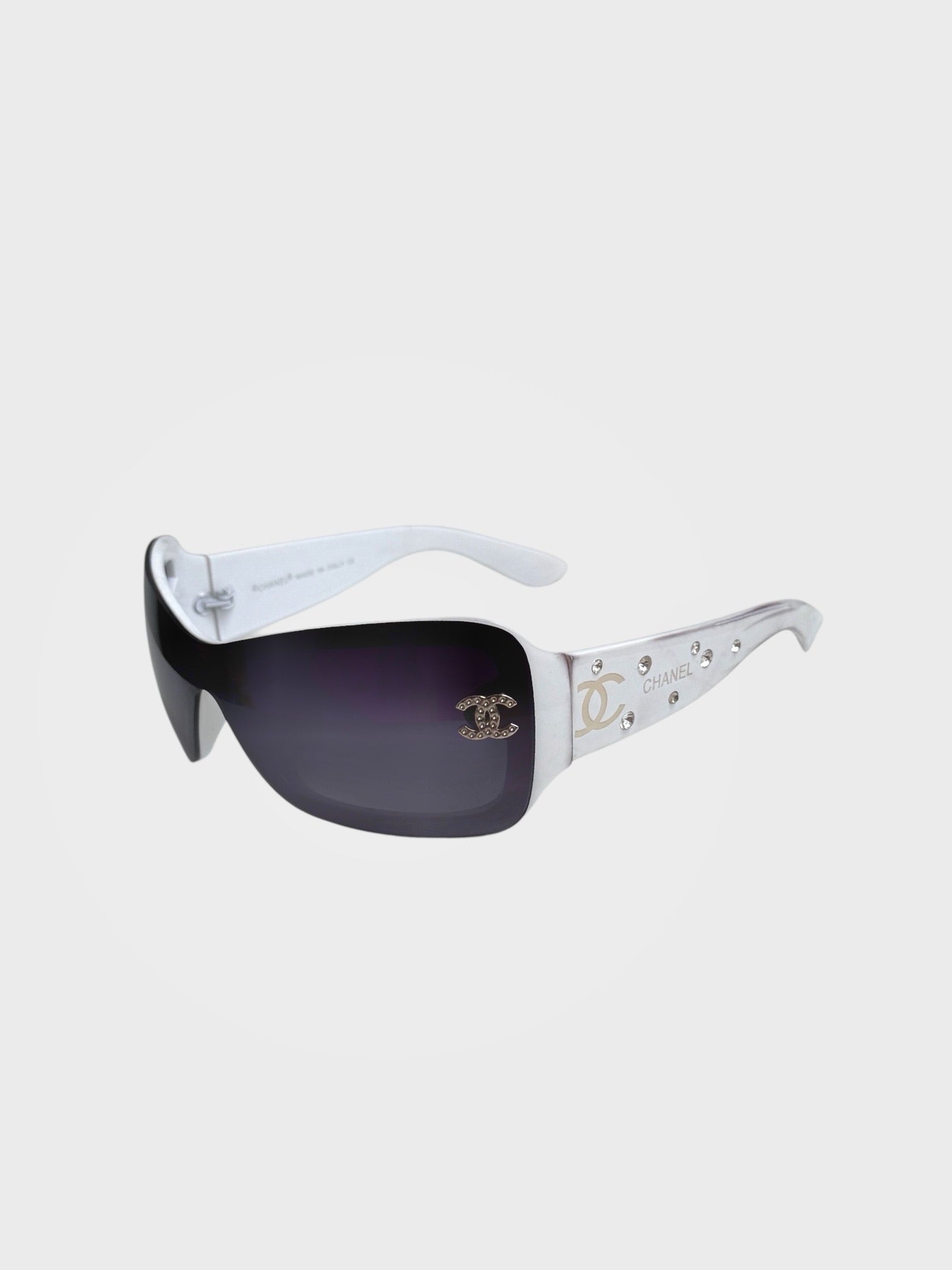 CHANEL WHITE OVERSIZED SUNGLASSES